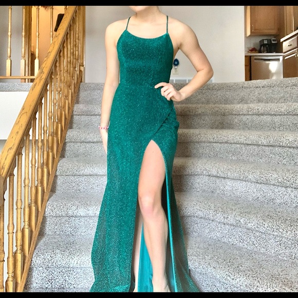 Emerald Green Prom Dress (size 2) - Picture 1 of 5